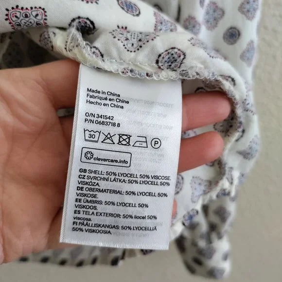 H&M Patterned Blouse with Ties Size 2 - Picture 8 of 16